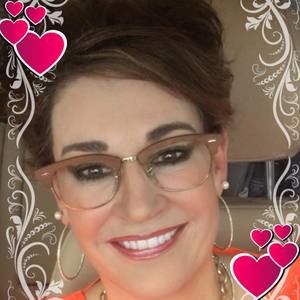 Meet your Posher, Christi